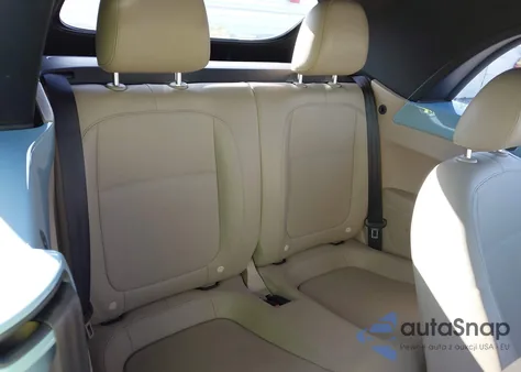 2013 Volkswagen Beetle 2.5L z USA, uszkodzony, nr VIN 3VW5P7AT9DM831631